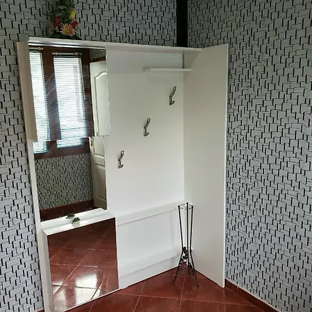 стаи за гости Holiday Garden Plovdiv