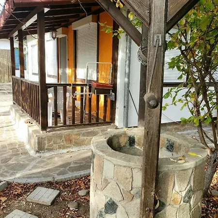 Guest house стаи за гости Holiday Garden